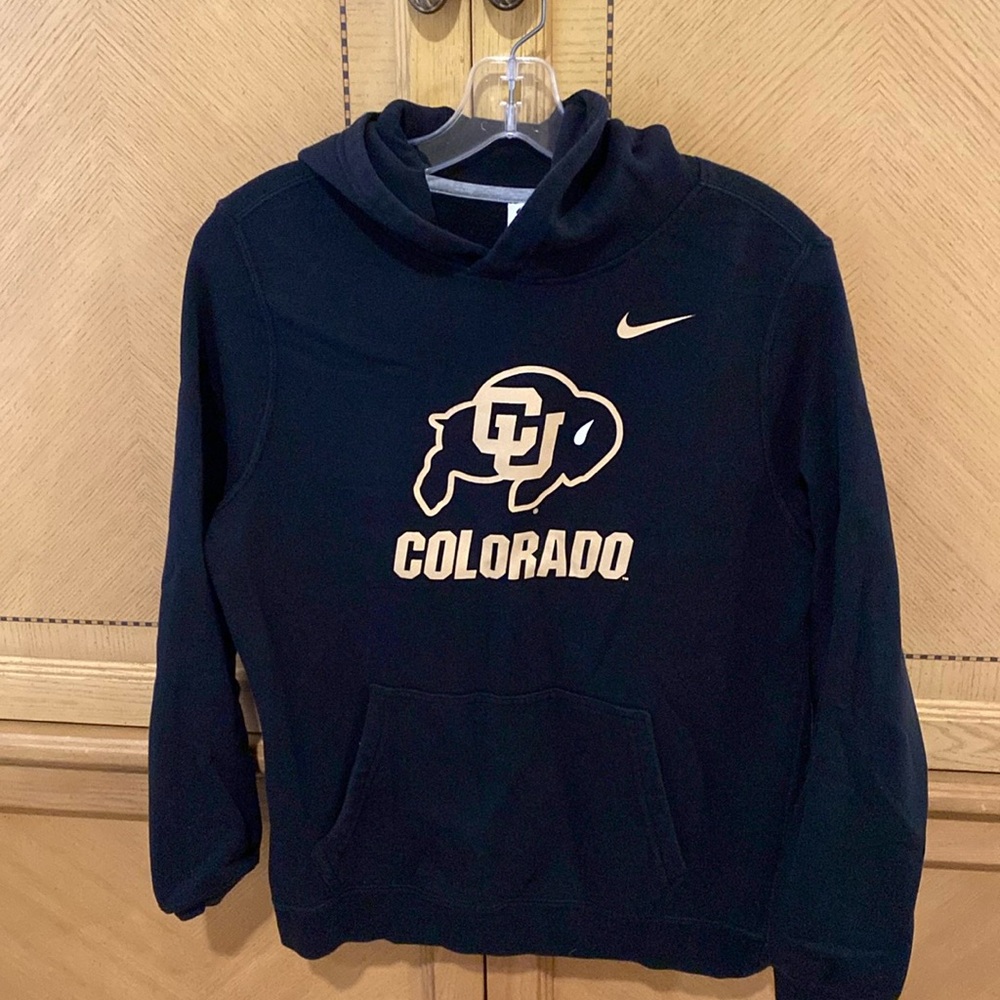 Boys pullover sweatshirt